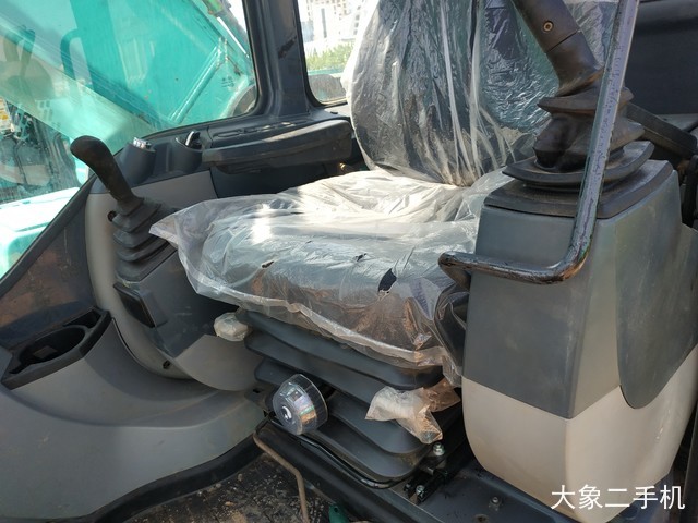 神钢 SK350LC-8 挖掘机