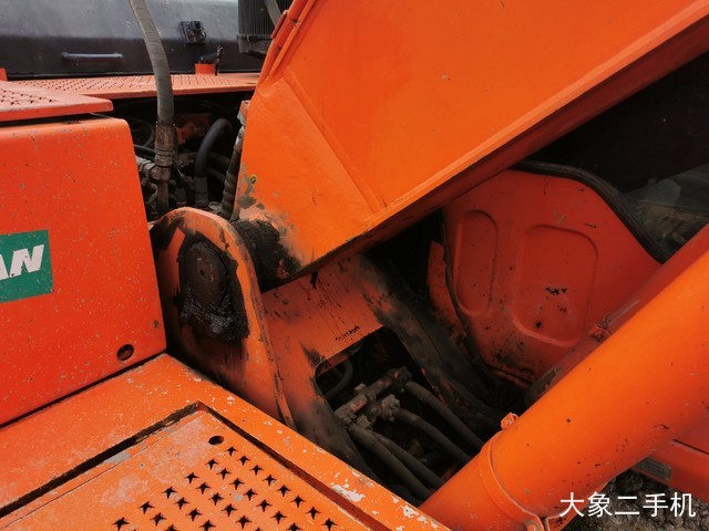 斗山 DH225LC-9 挖掘机