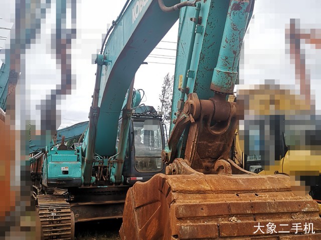 神钢 SK460-8 挖掘机