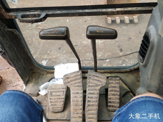 三一重工 SY135C 挖掘机