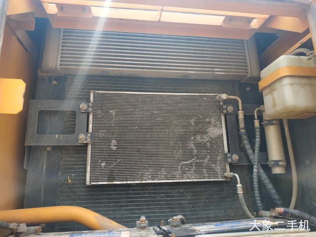 三一重工 SY285C 挖掘机