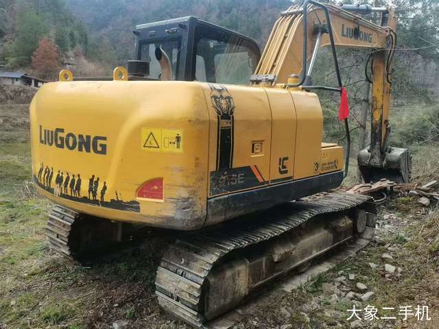 山东临工 E6135F 挖掘机