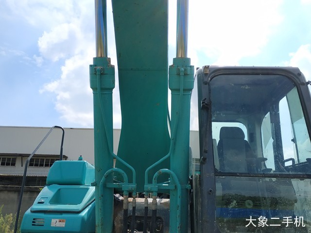 神钢 SK250-10 挖掘机