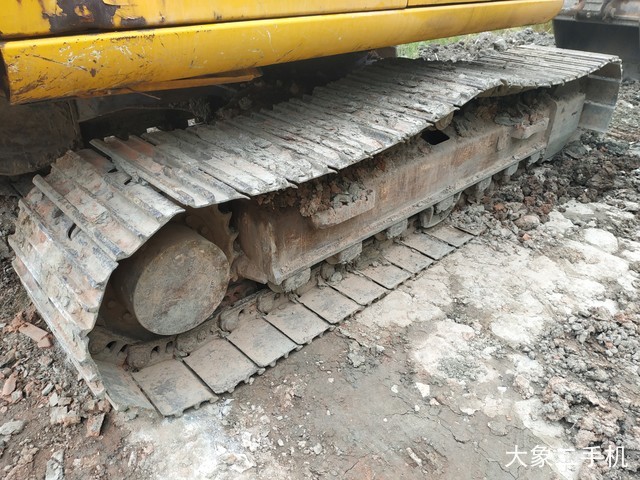 徐工 XE150D 挖掘机