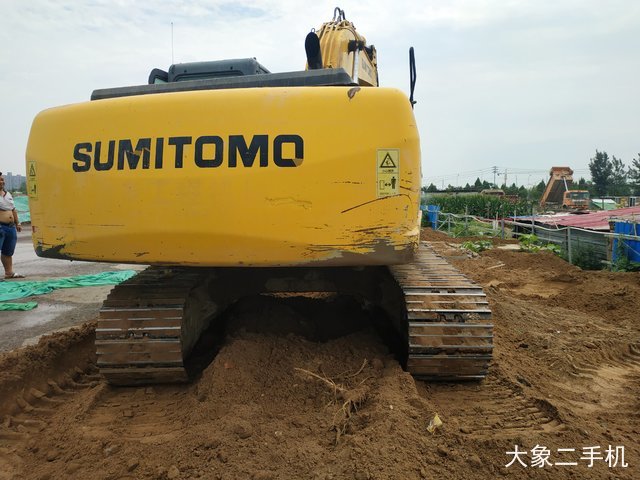 住友 SH210-5 挖掘机