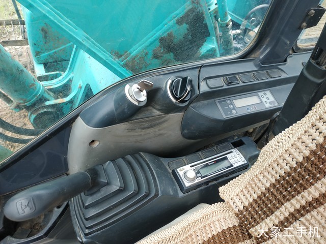 神钢 SK260LC-8 挖掘机