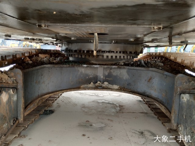 徐工 XE470D 挖掘机