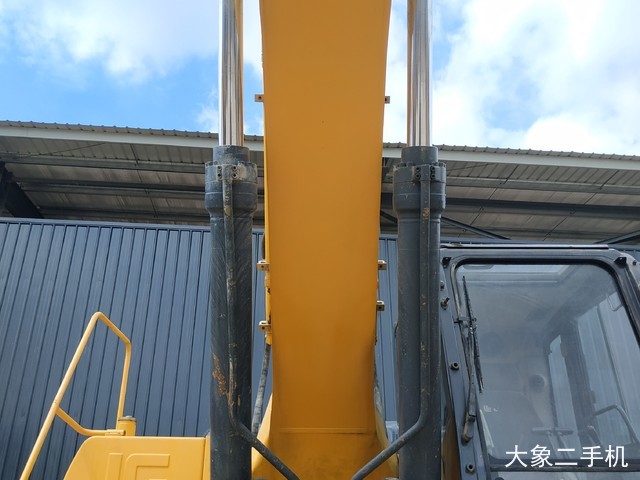 柳工 CLG936E 挖掘机