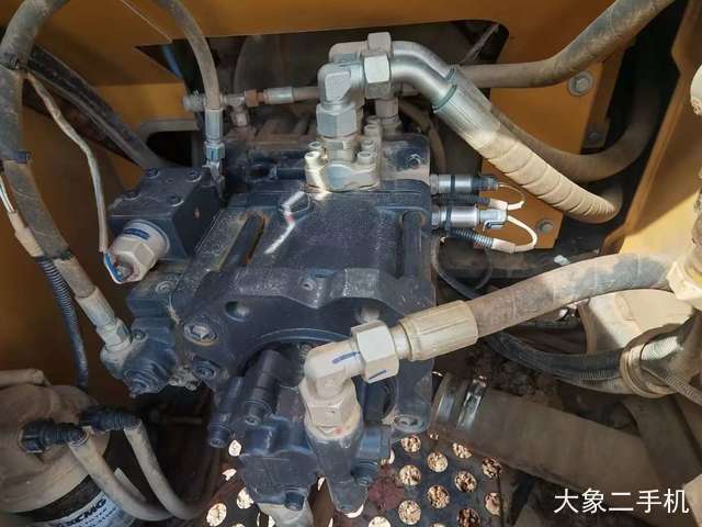 徐工 XE135D 挖掘机