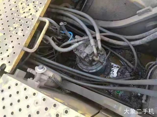 沃尔沃 EC210B 挖掘机