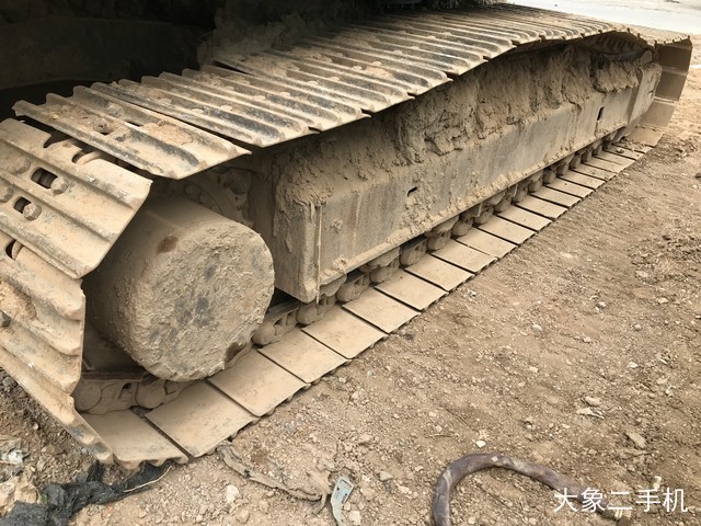 神钢 SK210LC-8 挖掘机