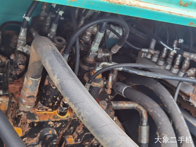 神钢 SK350LC-8 挖掘机