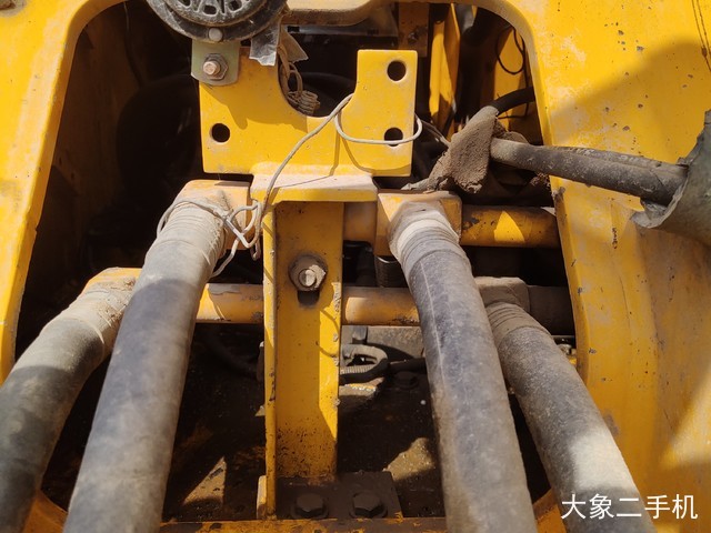 杰西博 JS240LC 挖掘机