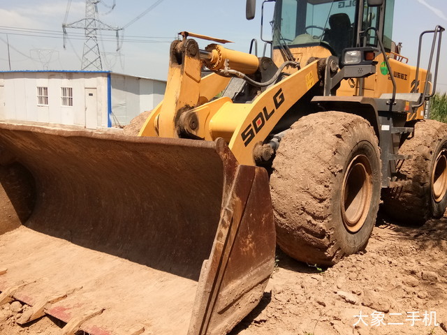 山东临工 LG953N节能型 装载机