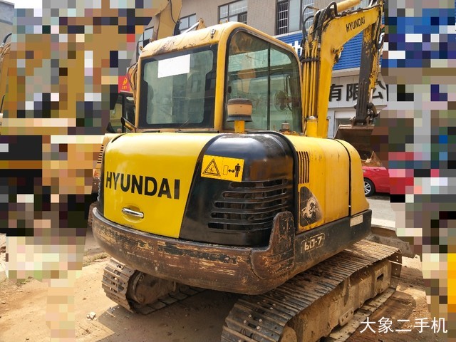 现代 R60-7 挖掘机