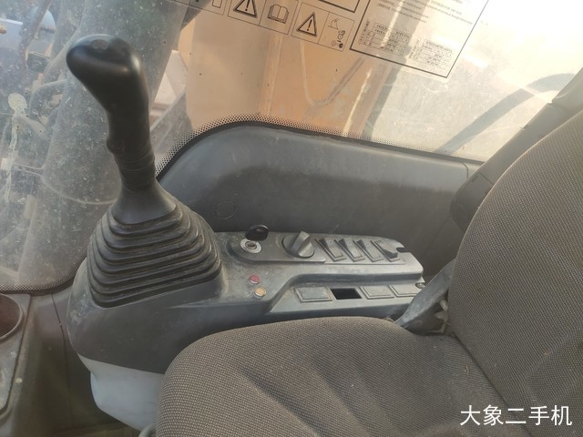 三一重工 SY135C-9 挖掘机