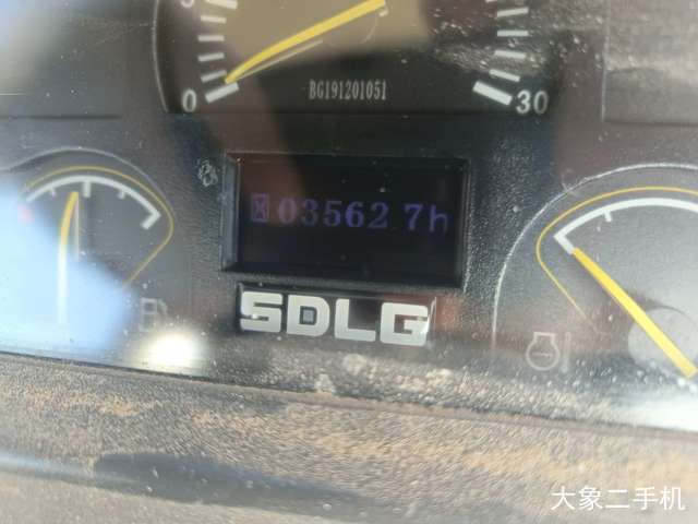 山东临工 L955F 装载机