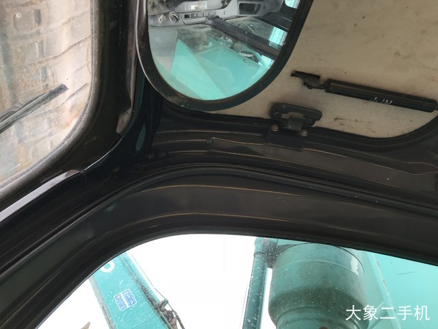 神钢 SK210LC-8 挖掘机