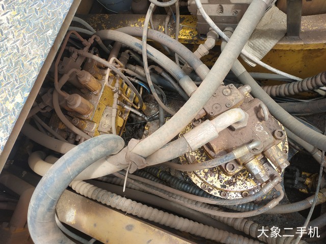 厦工 XG836i 挖掘机