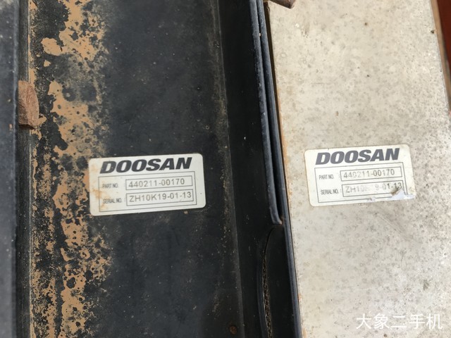 斗山 DH215-9 挖掘机