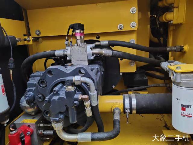 中联重科 ZE230E 挖掘机