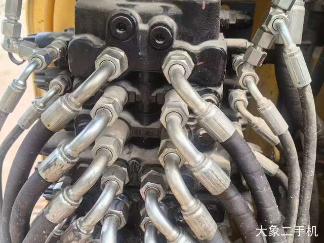 徐工 XE60D 挖掘机