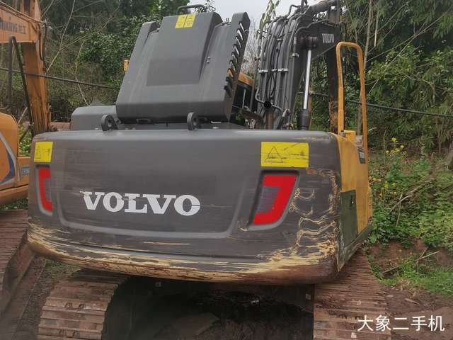 沃尔沃 EC170D 挖掘机