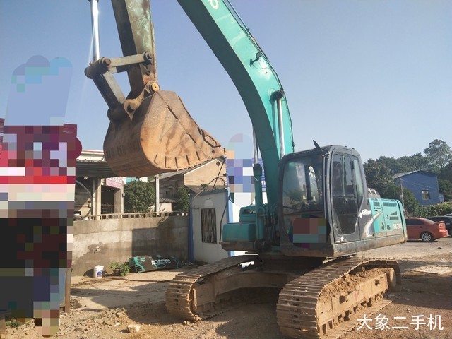 神钢 SK260LC-8 挖掘机