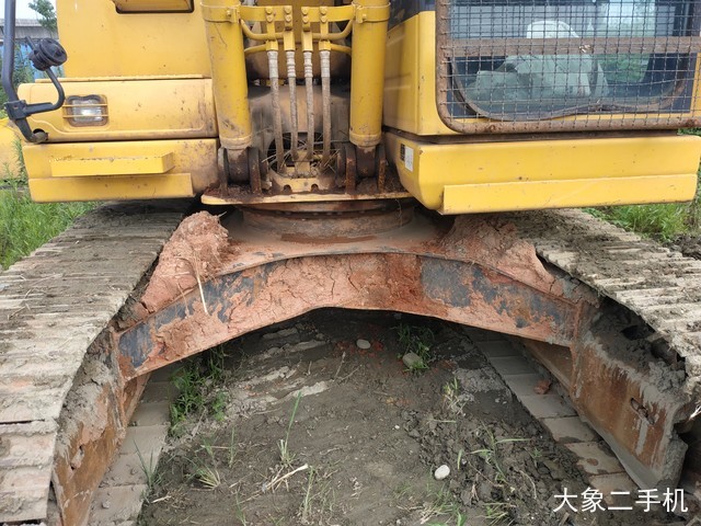 小松 PC130-8M0 挖掘机