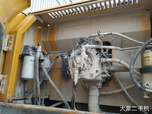 徐工 XE370D 挖掘机