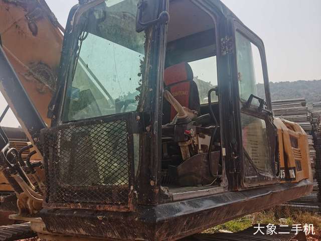 三一重工 SY245H 挖掘机