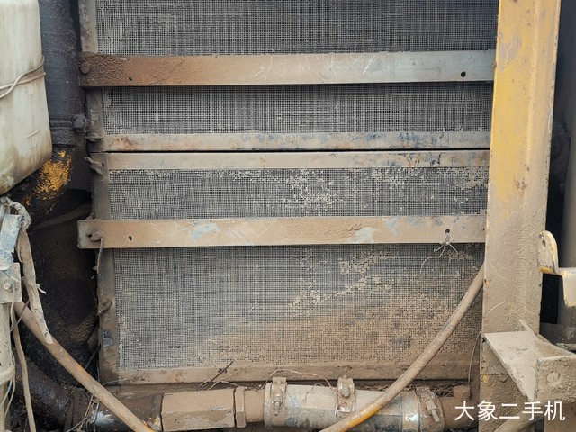 现代 R130W-5 挖掘机