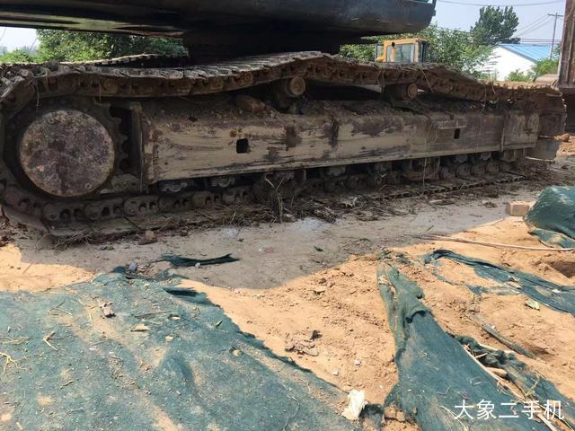 神钢 SK210LC-8 挖掘机