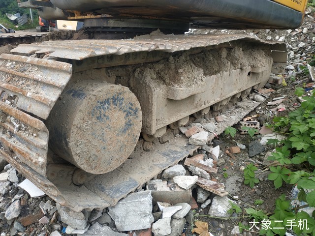 现代 R150LC-7 挖掘机