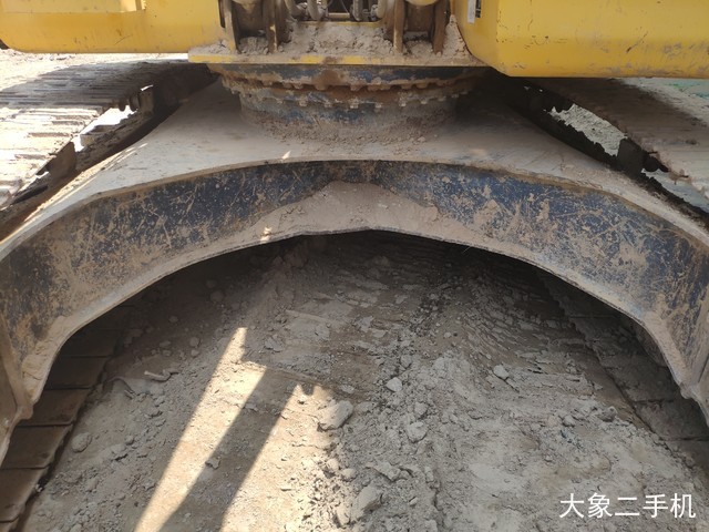 小松 PC240LC-8 挖掘机