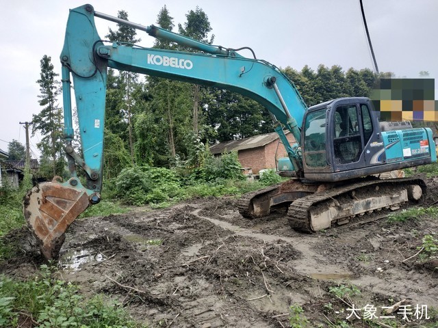 神钢 SK260LC-8 挖掘机