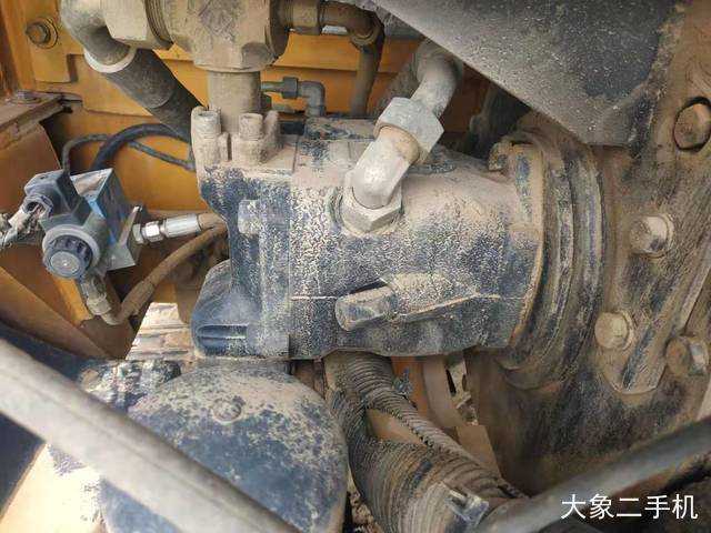 雷沃重工 FR65 挖掘机