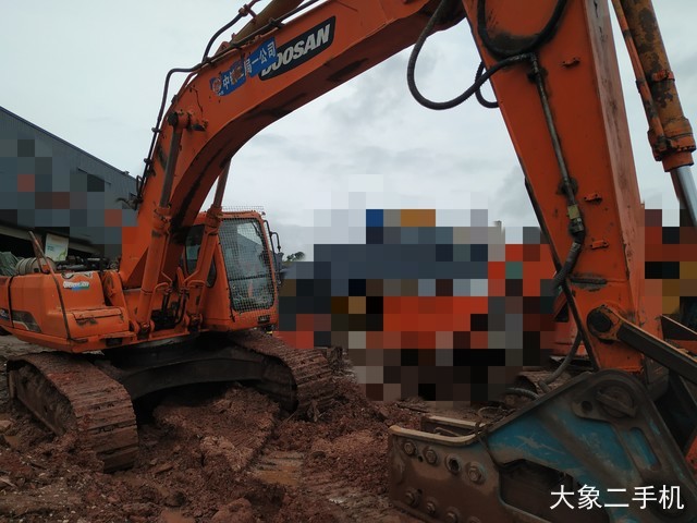 斗山 DH420LC-7 挖掘机