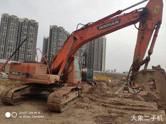 斗山 DH225LC-7 挖掘机