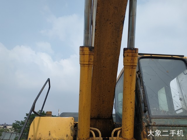 小松 PC270-7 挖掘机