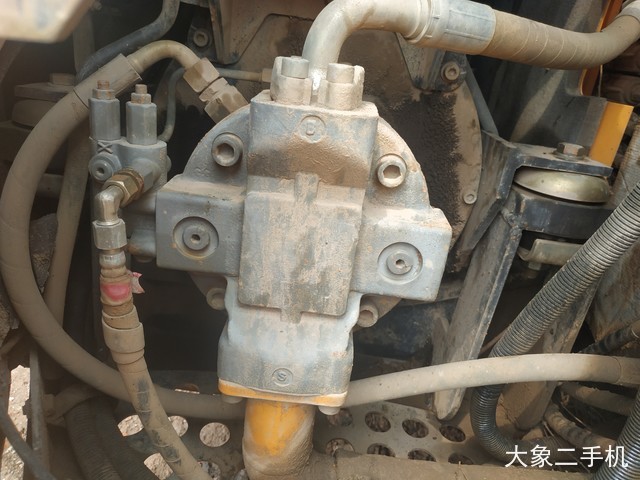 三一重工 SY65C 挖掘机