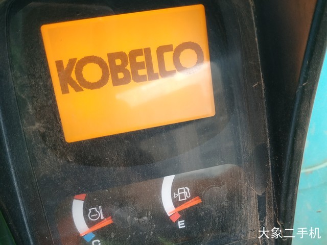 神钢 SK350LC-8 挖掘机