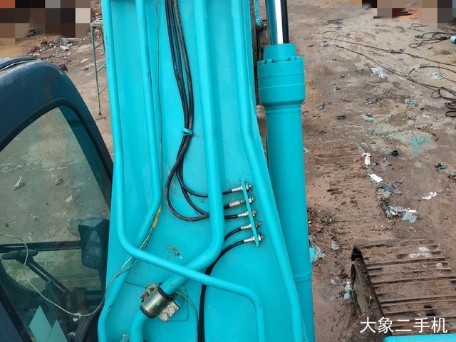 神钢 SK260LC-8 挖掘机