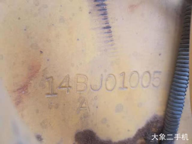 小松 PC240LC-8M0 挖掘机