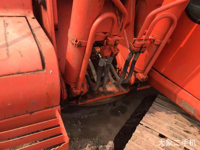 斗山 DH220LC-7 挖掘机