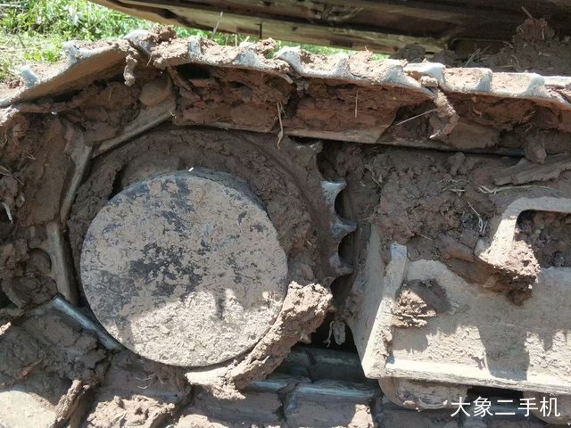 山东临工 LG6135E 挖掘机