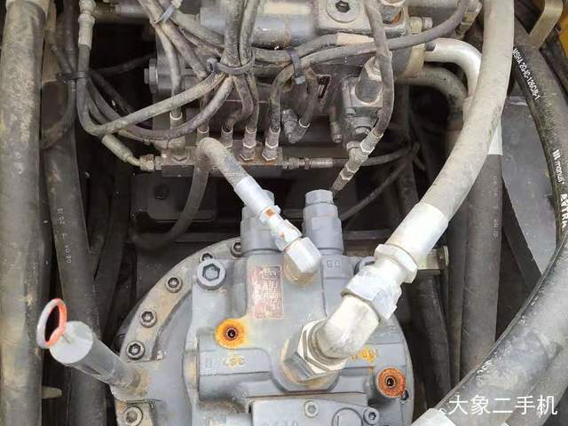 沃尔沃 EC300DL 挖掘机