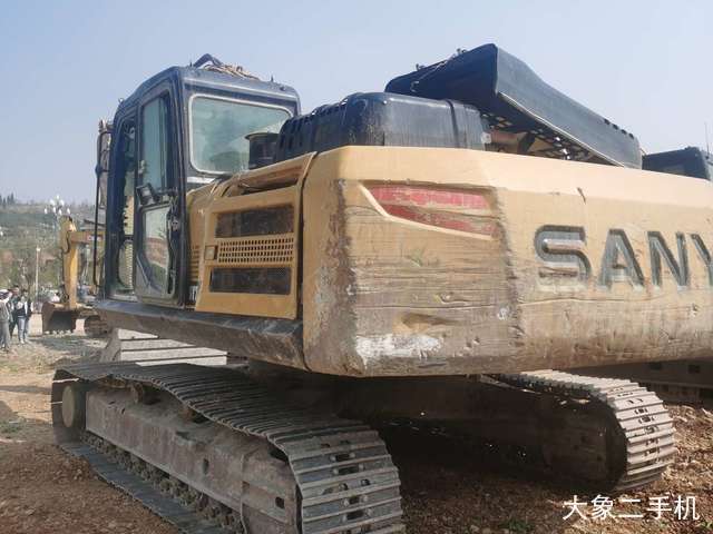 三一重工 SY245H 挖掘机