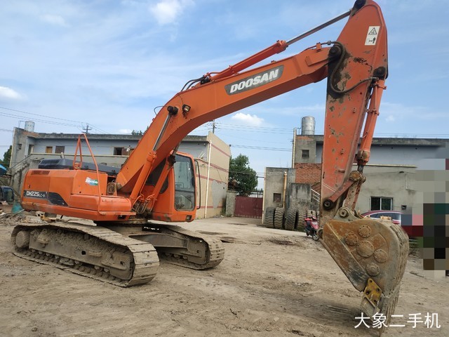 斗山 DH225LC-9 挖掘机