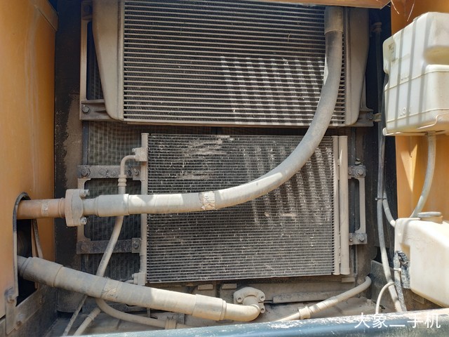 现代 R275LVS 挖掘机